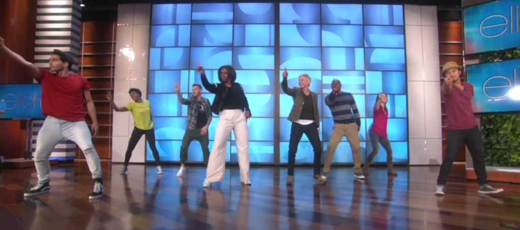 Michelle Obama dança ao som de Bruno Mars